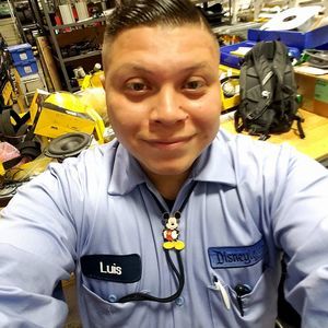 Meet your Posher, Luis